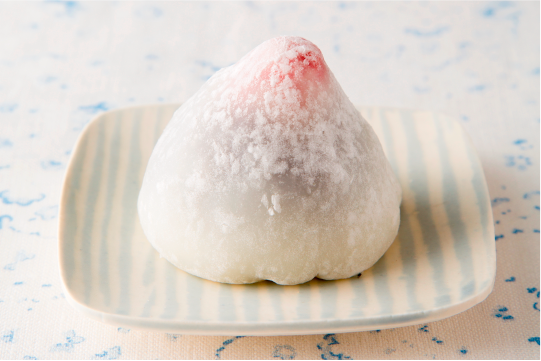 Strawberry-filled Rice Cake